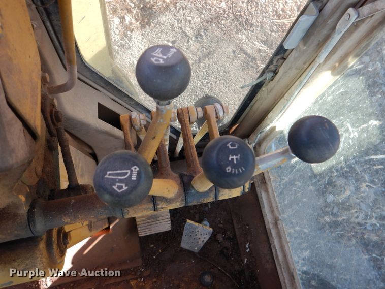 image for item DK3646 1983 Caterpillar 12G  motor grader