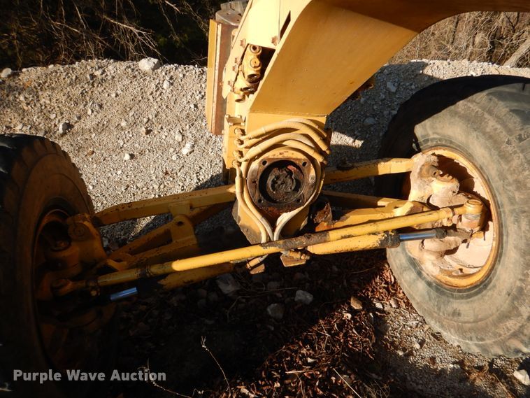 image for item DK3646 1983 Caterpillar 12G  motor grader