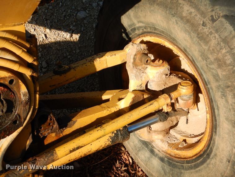 image for item DK3646 1983 Caterpillar 12G  motor grader