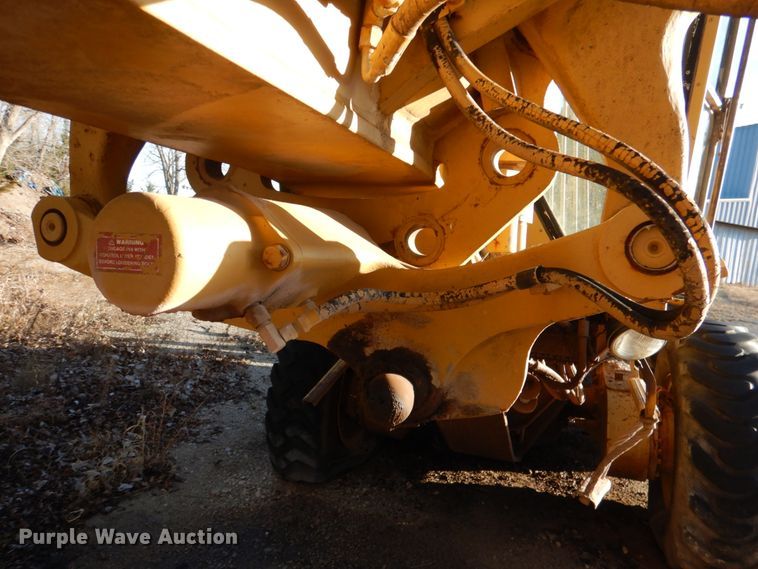 image for item DK3646 1983 Caterpillar 12G  motor grader