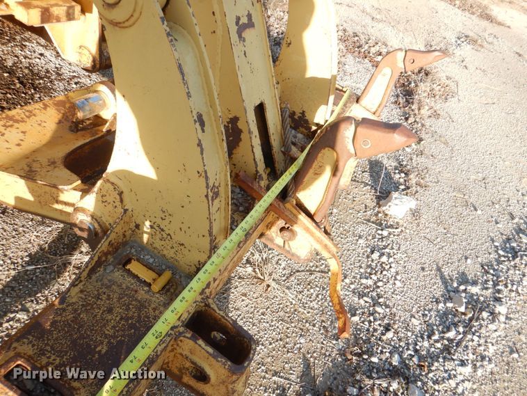 image for item DK3646 1983 Caterpillar 12G  motor grader