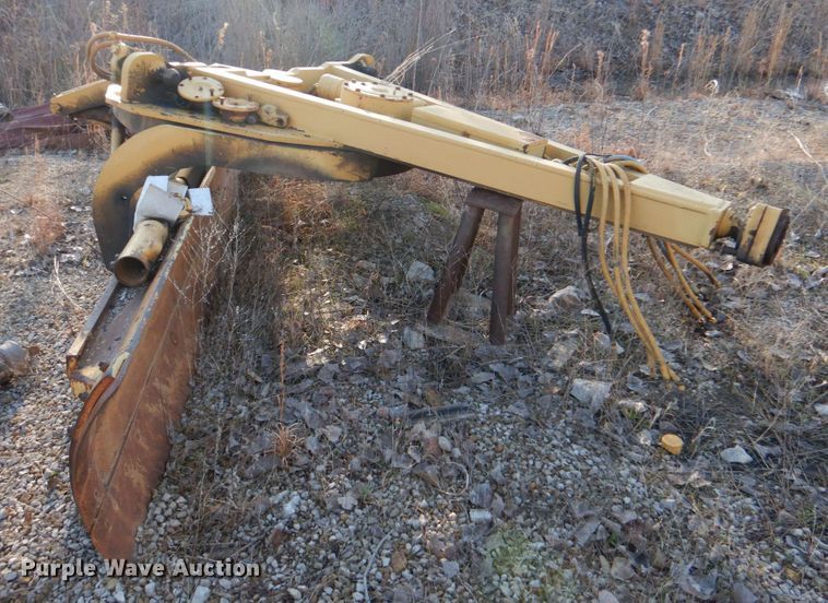 image for item DK3646 1983 Caterpillar 12G  motor grader