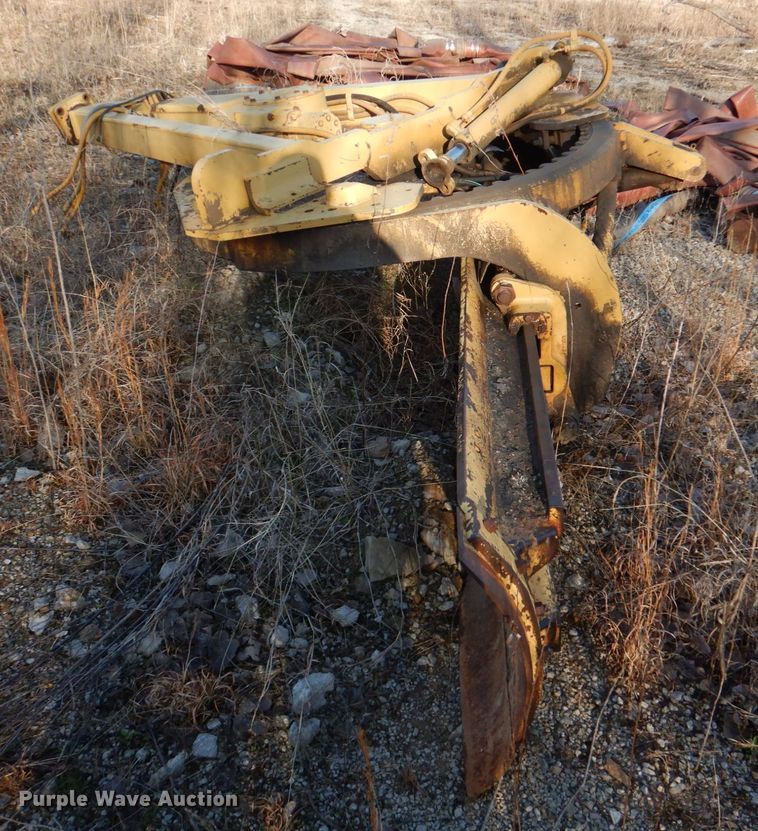 image for item DK3646 1983 Caterpillar 12G  motor grader