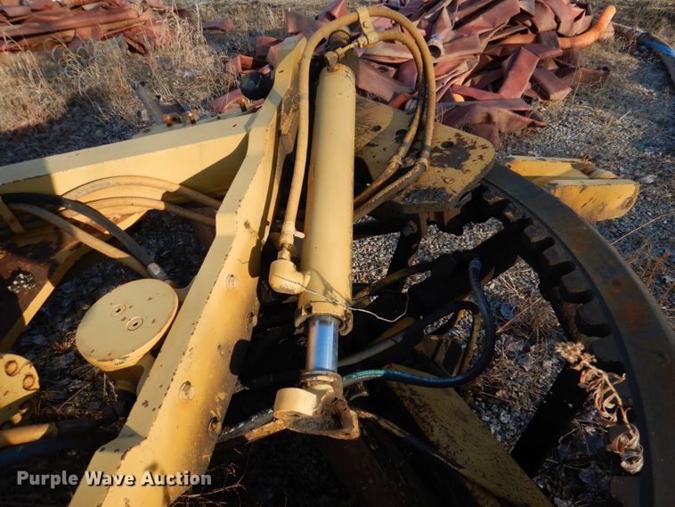 image for item DK3646 1983 Caterpillar 12G  motor grader