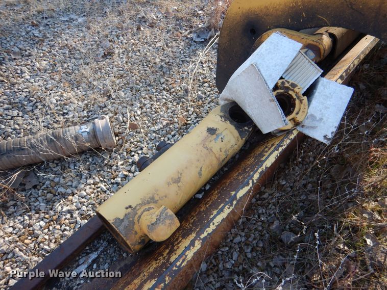 image for item DK3646 1983 Caterpillar 12G  motor grader