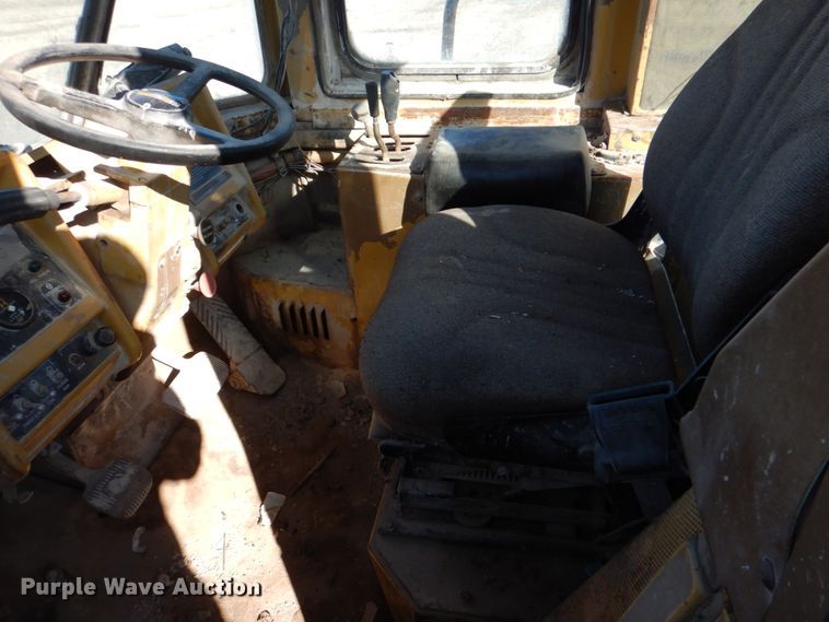 image for item DK3648 1985 Caterpillar 988B  wheel loader