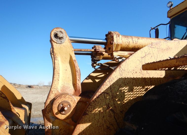 image for item DK3648 1985 Caterpillar 988B  wheel loader