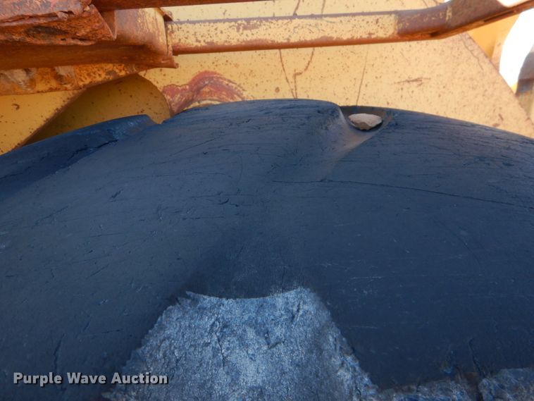 image for item DK3648 1985 Caterpillar 988B  wheel loader