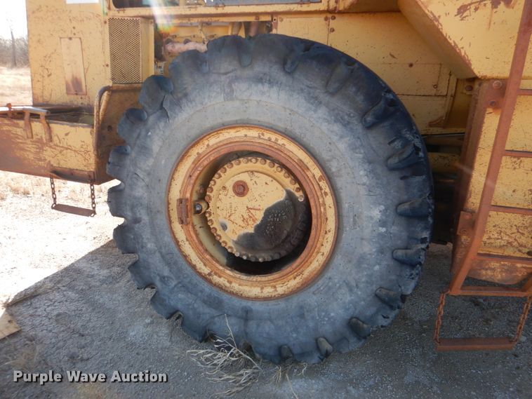 image for item DK3648 1985 Caterpillar 988B  wheel loader