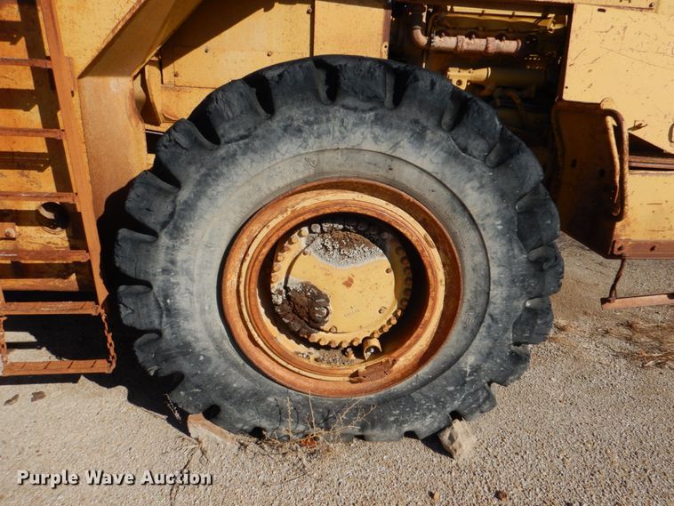 image for item DK3648 1985 Caterpillar 988B  wheel loader