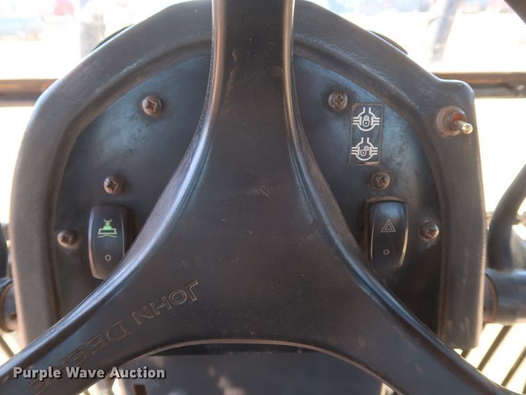 image for item DK3683 2004 John Deere 772D  motor grader