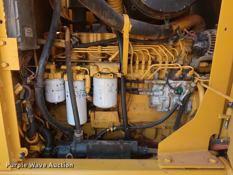 image for item DK3683 2004 John Deere 772D  motor grader