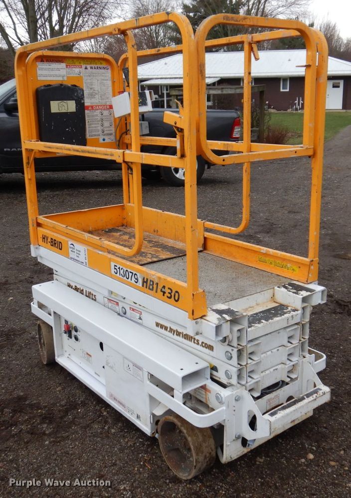 image for item DL3737 2013 Hy-Brid HB1430  scissor lift