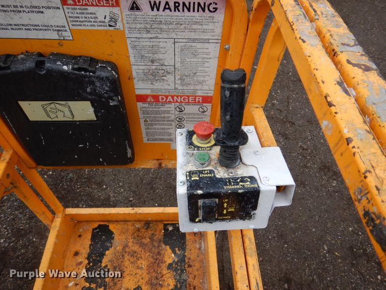 image for item DL3737 2013 Hy-Brid HB1430  scissor lift