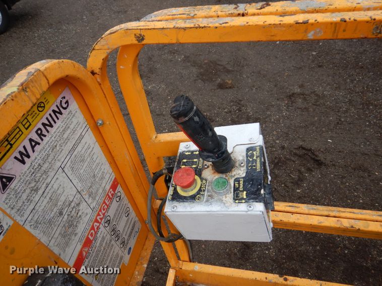 image for item DL3737 2013 Hy-Brid HB1430  scissor lift