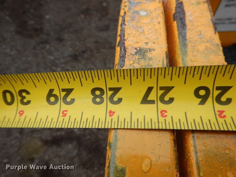 image for item DL3737 2013 Hy-Brid HB1430  scissor lift