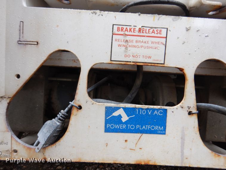 image for item DL3737 2013 Hy-Brid HB1430  scissor lift