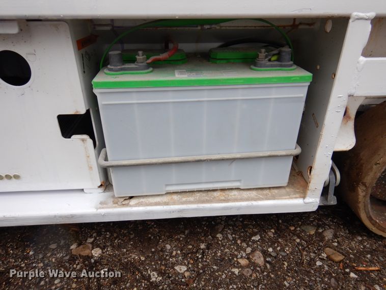 image for item DL3737 2013 Hy-Brid HB1430  scissor lift