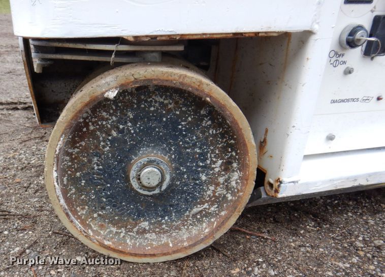 image for item DL3737 2013 Hy-Brid HB1430  scissor lift