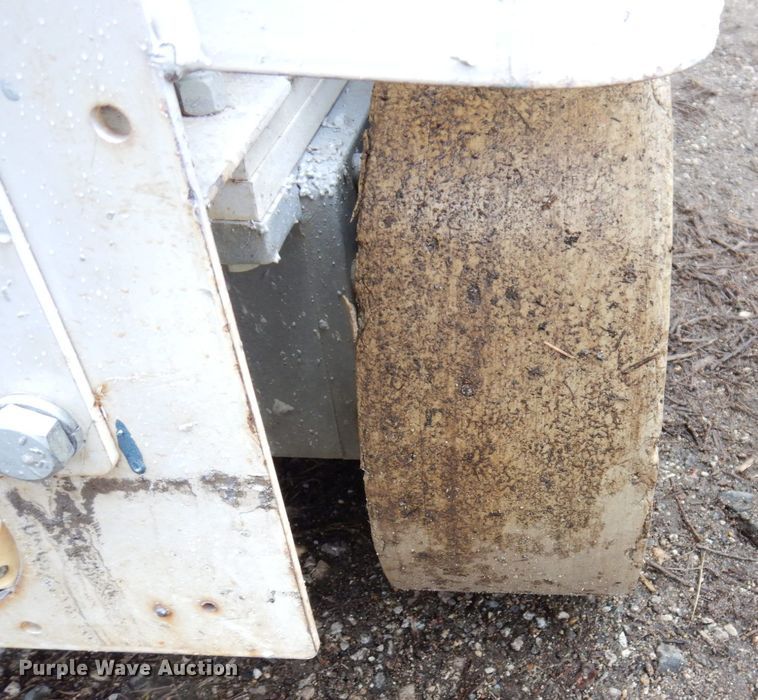 image for item DL3737 2013 Hy-Brid HB1430  scissor lift