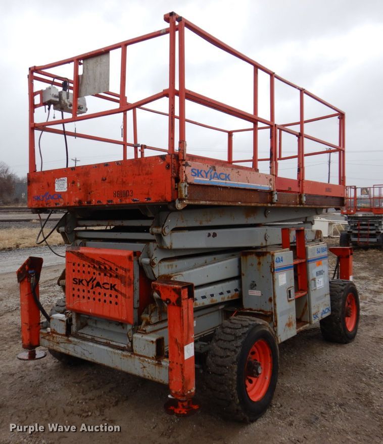 image for item DL3741 Sky Jack SJ8841  scissor lift