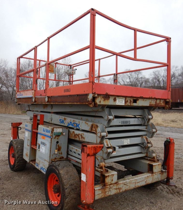image for item DL3741 Sky Jack SJ8841  scissor lift