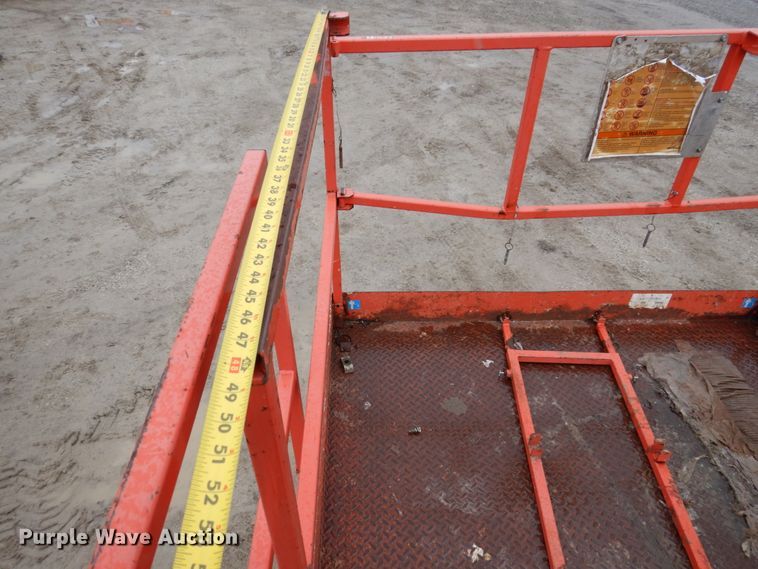 image for item DL3741 Sky Jack SJ8841  scissor lift