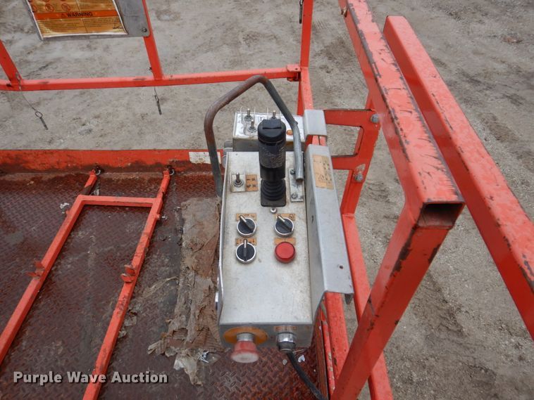 image for item DL3741 Sky Jack SJ8841  scissor lift