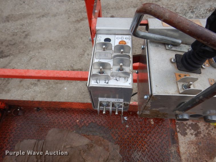 image for item DL3741 Sky Jack SJ8841  scissor lift