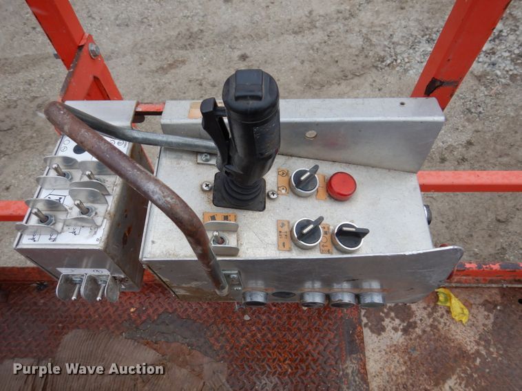 image for item DL3741 Sky Jack SJ8841  scissor lift