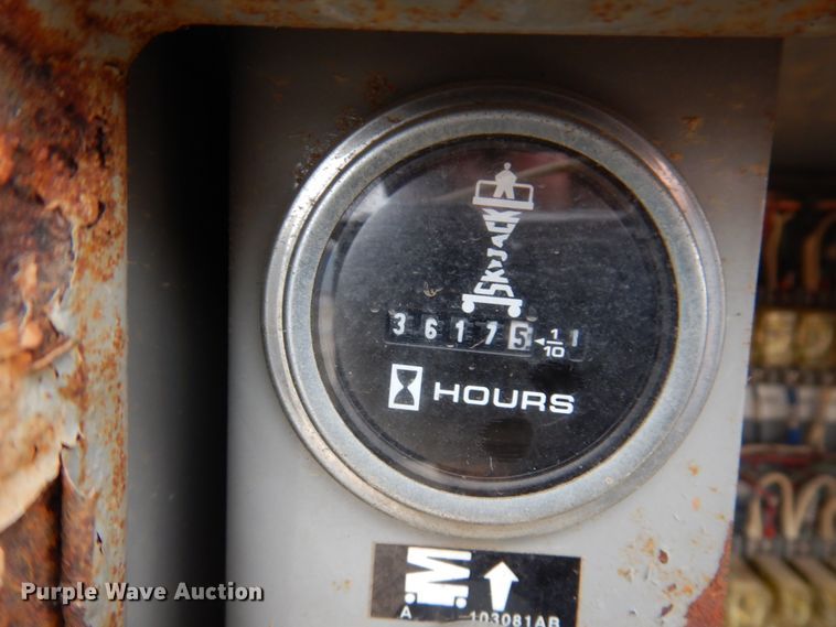 image for item DL3741 Sky Jack SJ8841  scissor lift