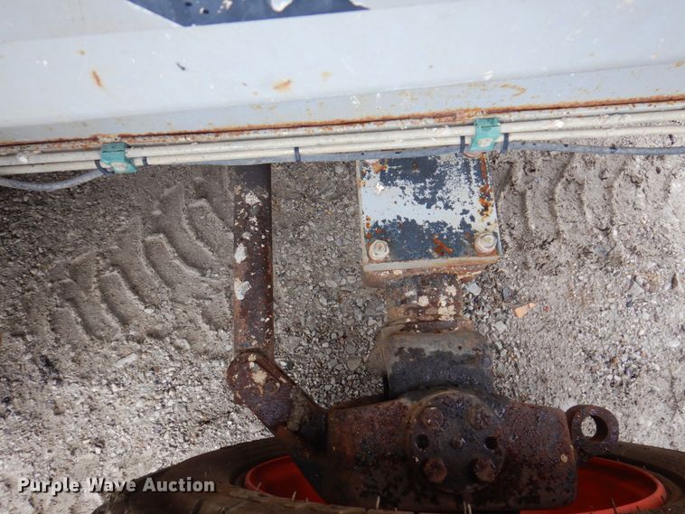 image for item DL3741 Sky Jack SJ8841  scissor lift