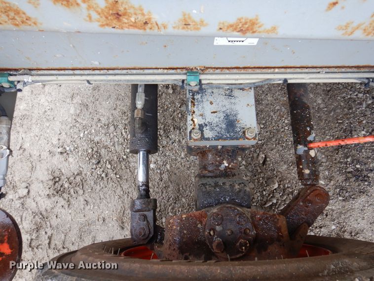 image for item DL3741 Sky Jack SJ8841  scissor lift