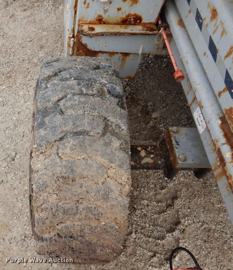 image for item DL3741 Sky Jack SJ8841  scissor lift