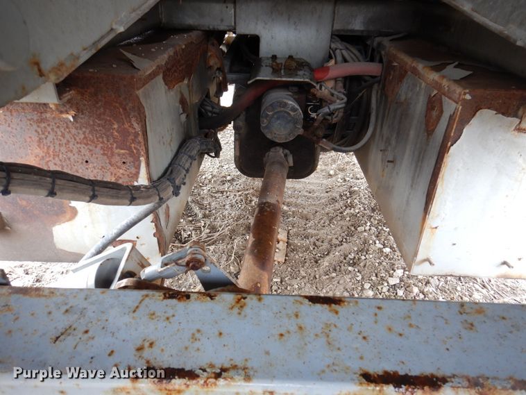 image for item DL3742 Sky Jack SJ7127  scissor lift