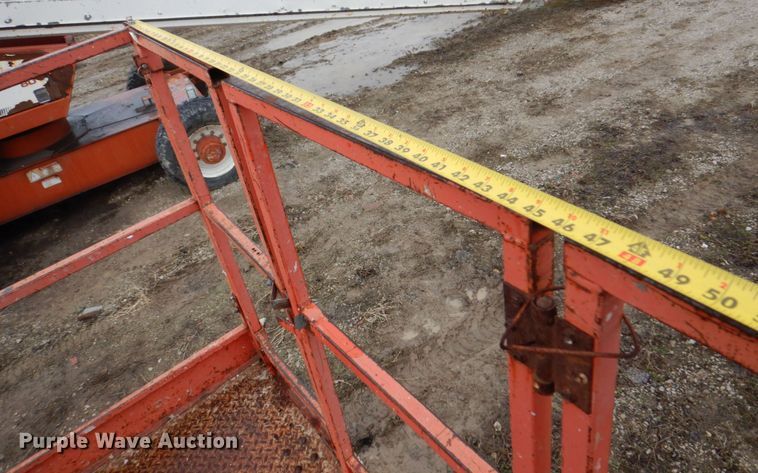 image for item DL3742 Sky Jack SJ7127  scissor lift