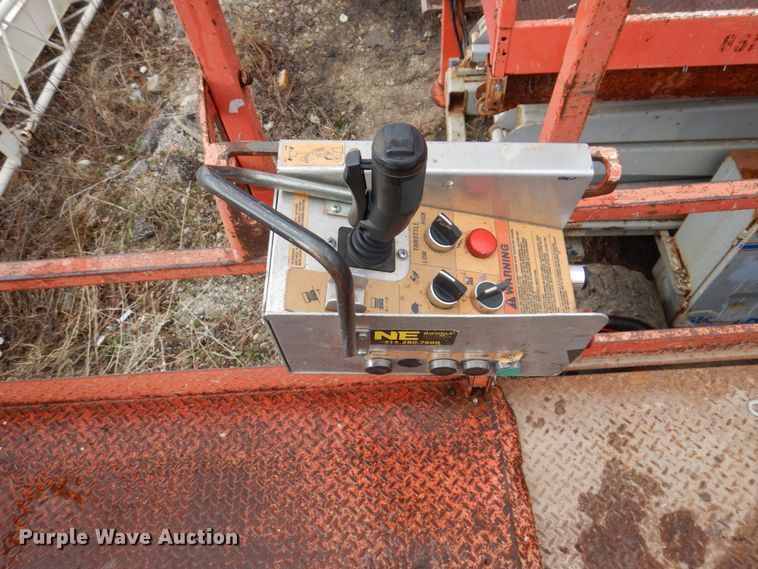 image for item DL3742 Sky Jack SJ7127  scissor lift