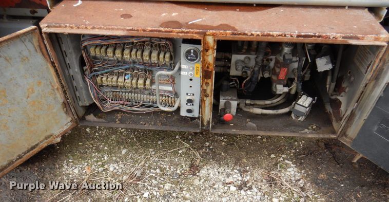 image for item DL3742 Sky Jack SJ7127  scissor lift