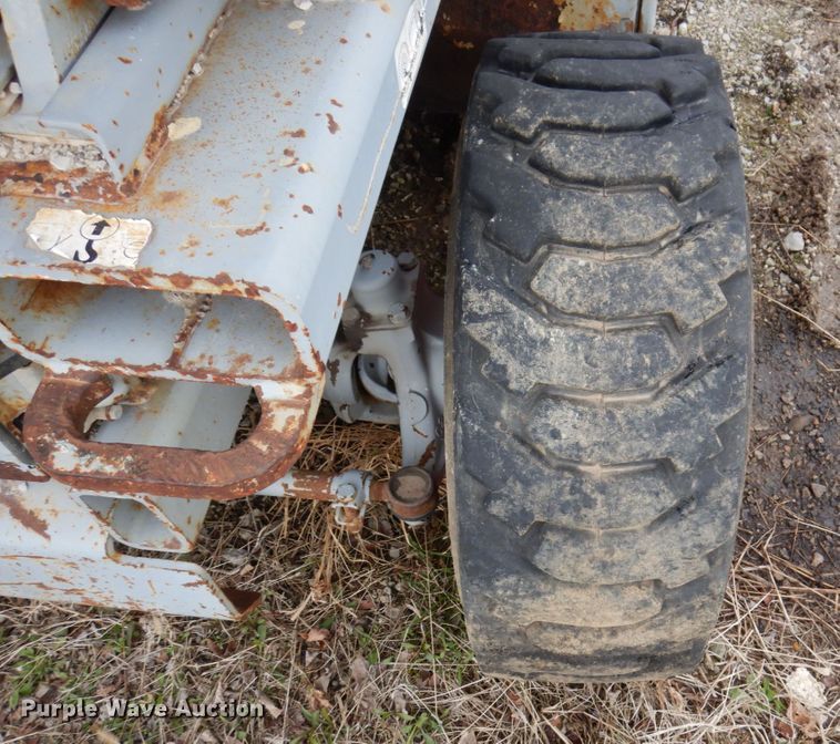 image for item DL3742 Sky Jack SJ7127  scissor lift