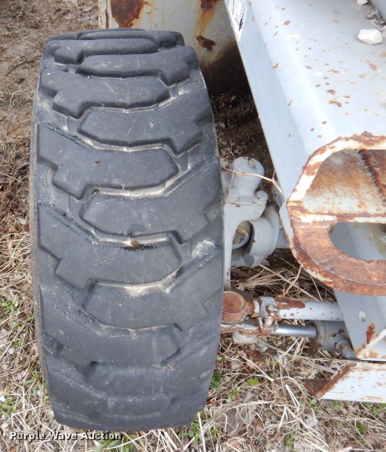 image for item DL3742 Sky Jack SJ7127  scissor lift