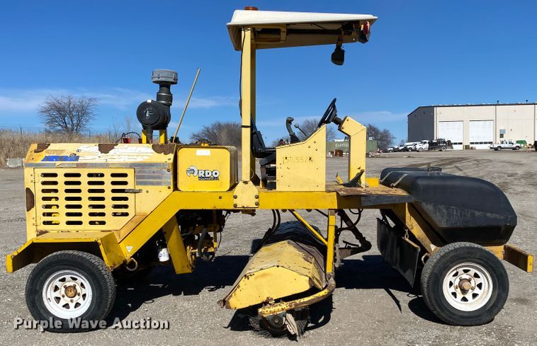 image for item DL6912 Superior Broom DT80-C  broom