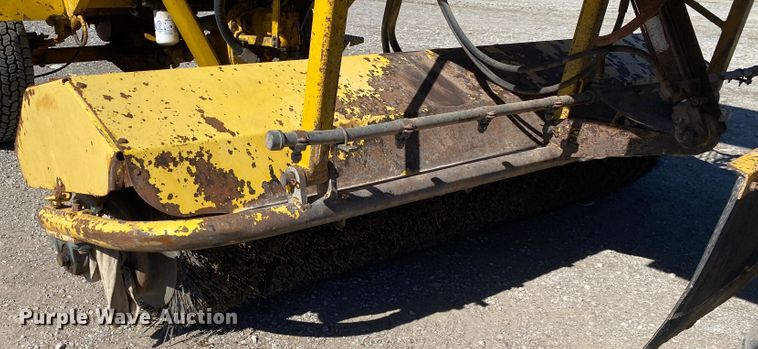 image for item DL6912 Superior Broom DT80-C  broom