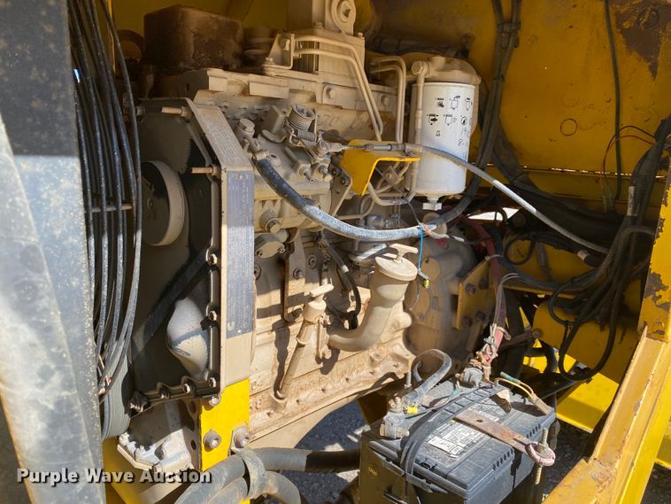 image for item DL6912 Superior Broom DT80-C  broom