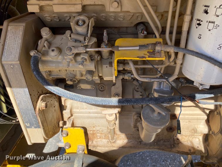 image for item DL6912 Superior Broom DT80-C  broom