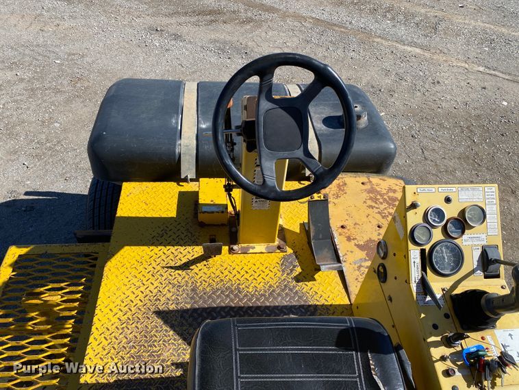 image for item DL6912 Superior Broom DT80-C  broom