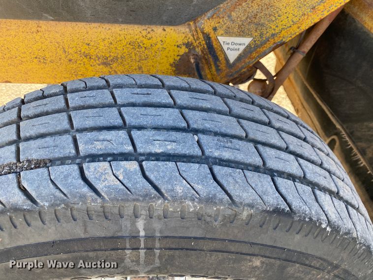 image for item DL6912 Superior Broom DT80-C  broom