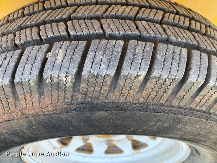 image for item DL6912 Superior Broom DT80-C  broom