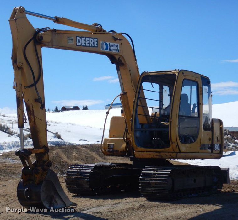 image for item DM5406 1999 John Deere 80  excavator