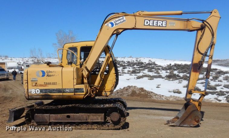 image for item DM5406 1999 John Deere 80  excavator