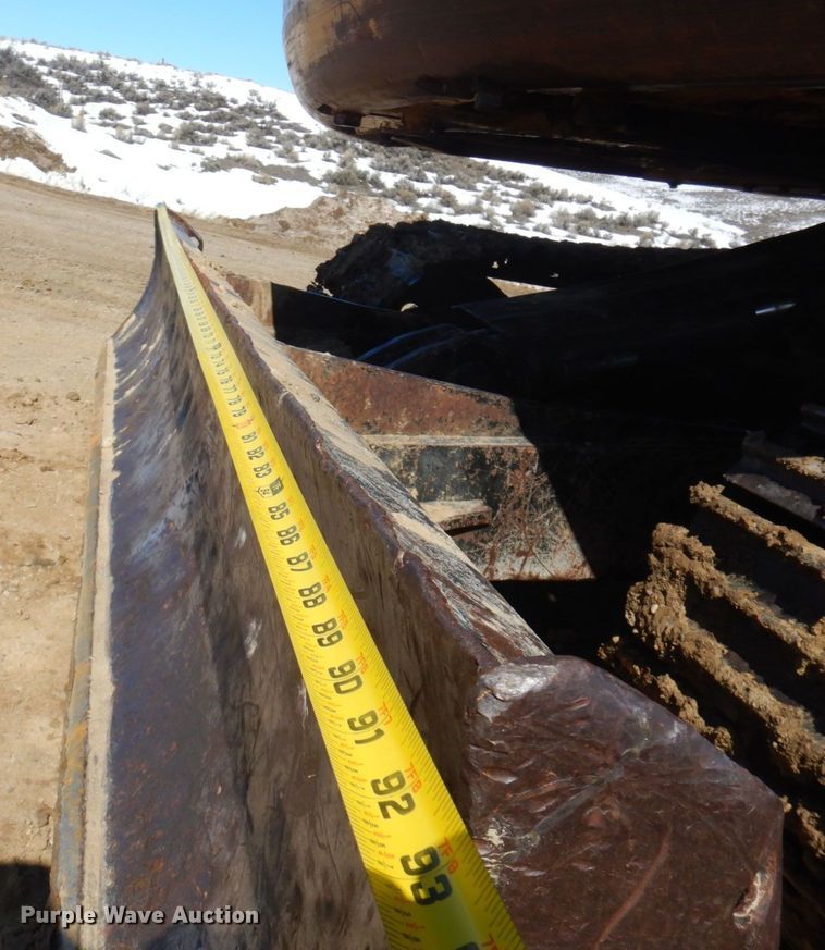 image for item DM5406 1999 John Deere 80  excavator